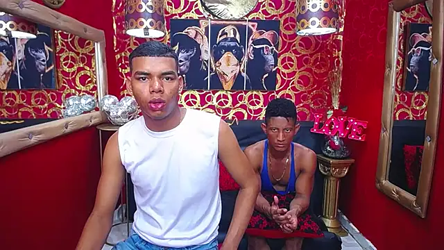 Snapshot of PEINBOYS chatting on 02.15.25 PEINBOYS online show from 02.15.25