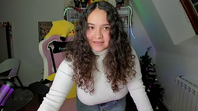 Snapshot of Sweet_sully__ chatting on 12.21.24 Sweet sully online show from 12.21.24