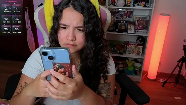 Snapshot of Sweet_sully__ chatting on 09.25.25 Sweet sully online show from 09.25.25