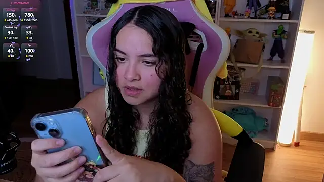 Snapshot of Sweet_sully__ chatting on 11.13.25 Sweet sully online show from 11.13.25