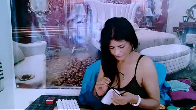 Snapshot of IndianAllure chatting on 01.08.25 IndianAllure online show from 01.08.25