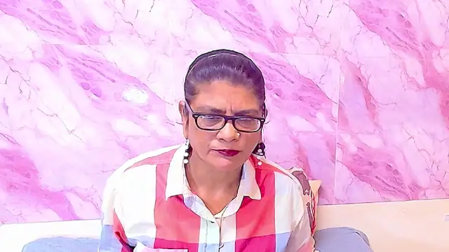 IndianAllure online show from 11.06.25