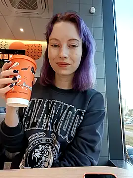 Frost foxy online show from 12.13.24