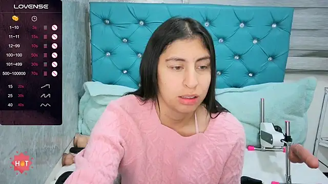 MAARYMOON online show from 12.02.25