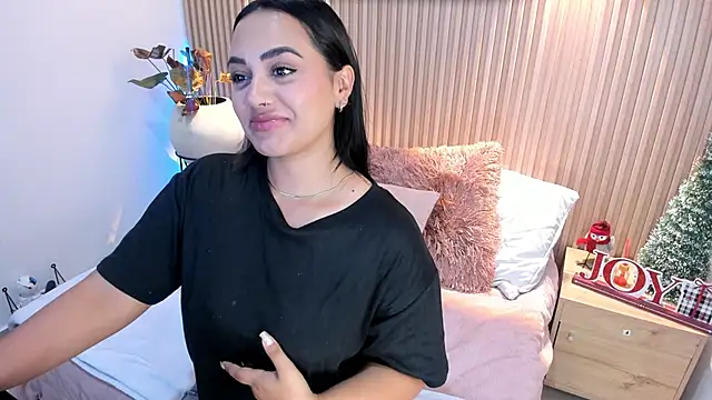 Snapshot of AMELIE_xx chatting on 01.07.25 AMELIE xx online show from 01.07.25