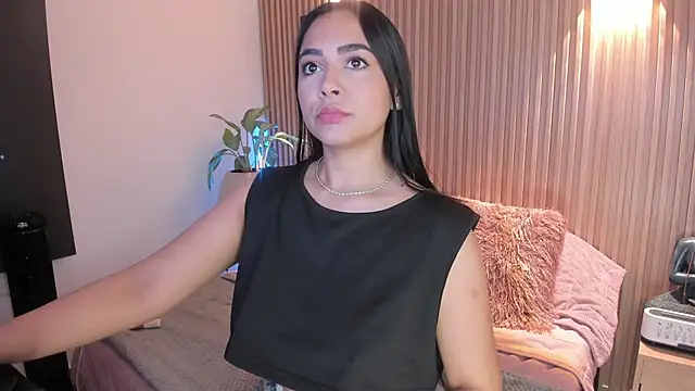 Snapshot of AMELIE_xx chatting on 11.05.25 AMELIE xx online show from 11.05.25