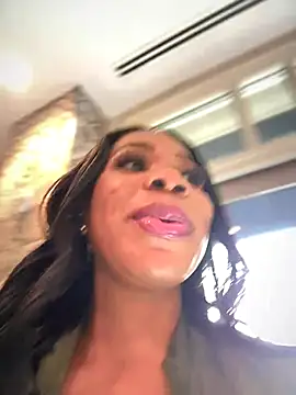 Belle    online show from 10.12.25