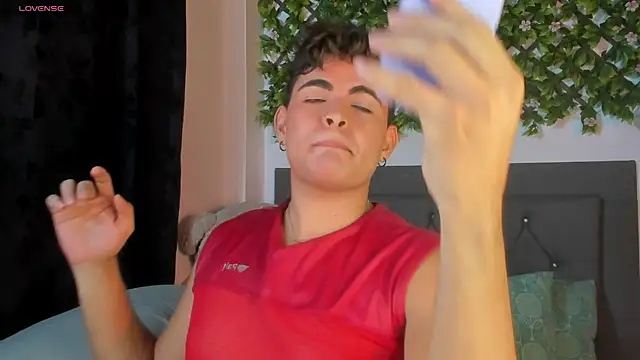 Snapshot of kamii_22 chatting on 11.07.25 kamii 22 online show from 11.07.25