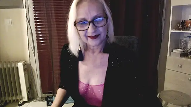 Snapshot of Ala-N-Dala chatting on 02.12.25 Ala-N-Dala online show from 02.12.25