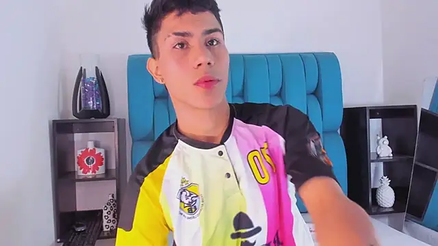 AlanNaughty online show from 01.05.25