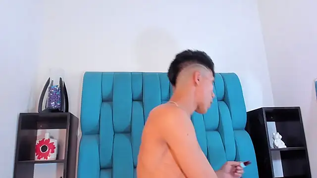 AlanNaughty online show from 01.18.25