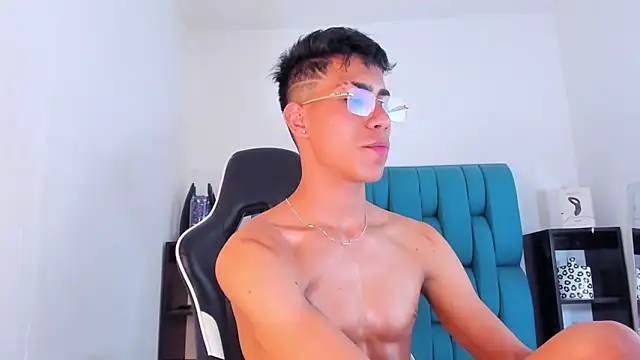 AlanNaughty online show from 01.29.25