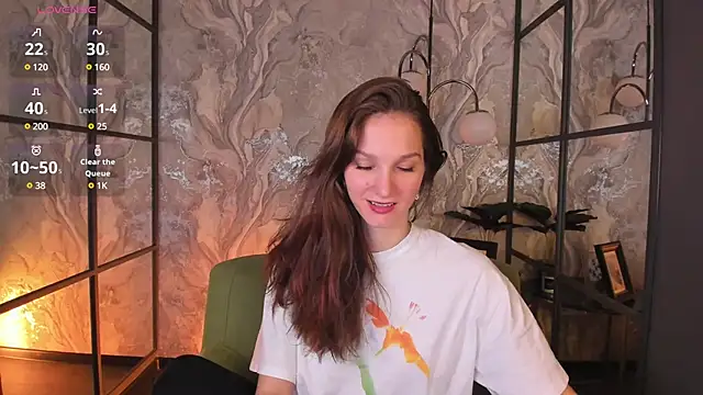 MirandaGlow online show from 03.18.25