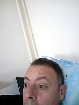 Snapshot of david_geam chatting on 12.23.24 david geam online show from 12.23.24