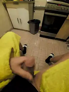 Snapshot of david_geam chatting on 12.27.24 david geam online show from 12.27.24