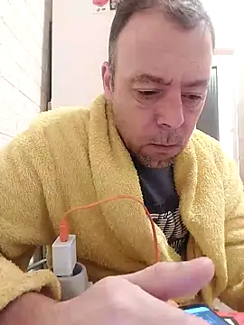 Snapshot of david_geam chatting on 01.09.25 david geam online show from 01.09.25