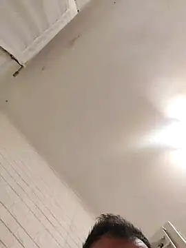 Snapshot of david_geam chatting on 01.12.25 david geam online show from 01.12.25