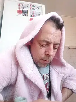 Snapshot of david_geam chatting on 01.27.25 david geam online show from 01.27.25