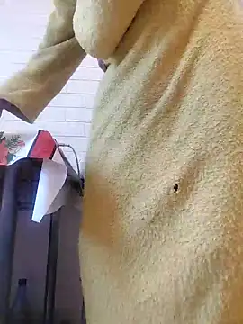 Snapshot of david_geam chatting on 02.01.25 david geam online show from 02.01.25