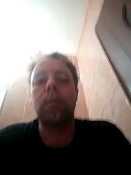 Snapshot of david_geam chatting on 03.07.25 david geam online show from 03.07.25