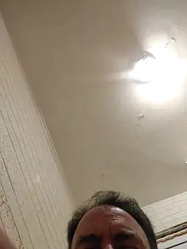 Snapshot of david_geam chatting on 03.10.25 david geam online show from 03.10.25