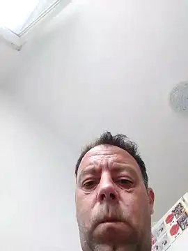 Snapshot of david_geam chatting on 10.04.25 david geam online show from 10.04.25