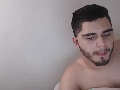 Snapshot of Fuyuichirou chatting on 12.05.24 Fuyuichirou online show from 12.05.24