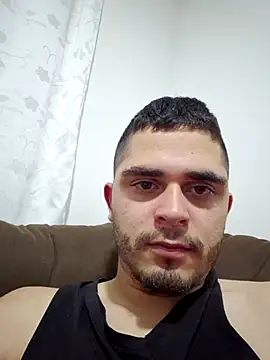 Snapshot of Fuyuichirou chatting on 02.07.25 Fuyuichirou online show from 02.07.25