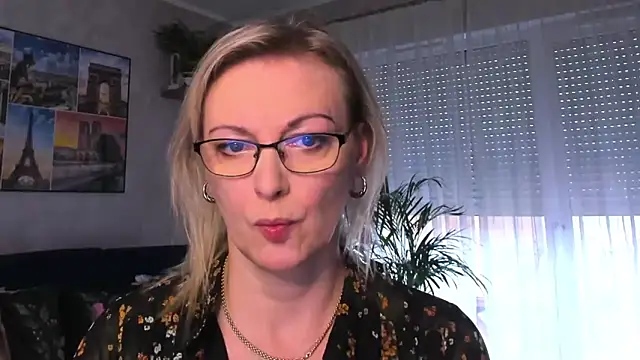 vanessa chat online show from 01.29.25