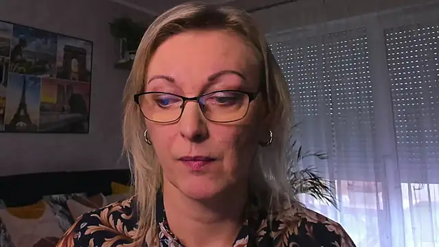 vanessa chat online show from 02.06.25