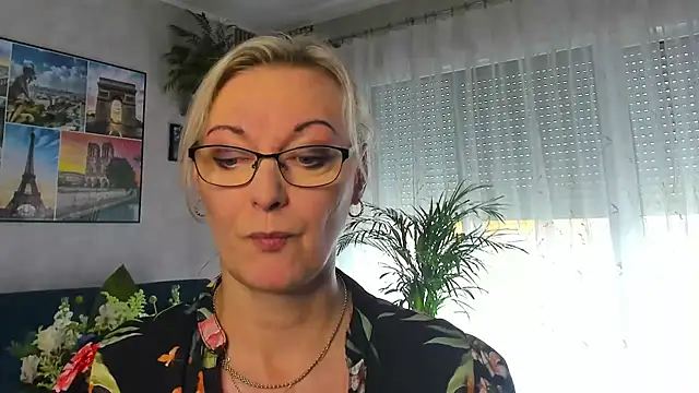 vanessa chat online show from 05.07.26