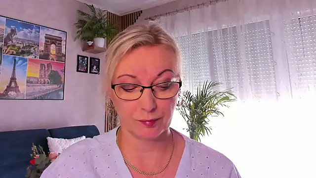 vanessa chat online show from 05.11.26