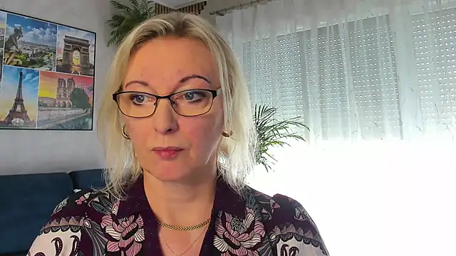vanessa chat online show from 05.17.26