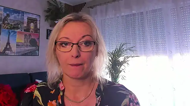 vanessa chat online show from 06.23.26