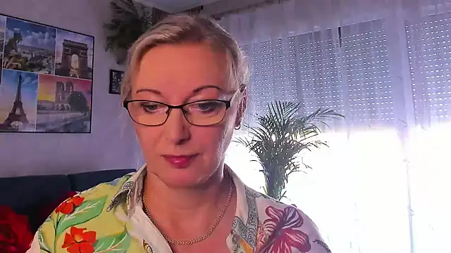 vanessa chat online show from 06.24.26
