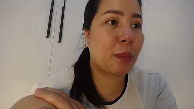 Squirt tsunami 268 online show from 03.12.25