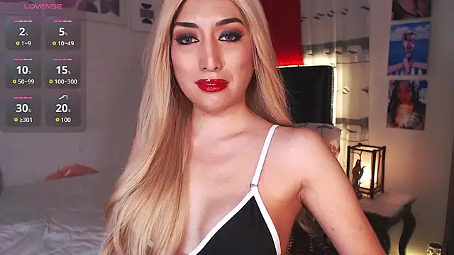 Snapshot of Alluring_Lordess chatting on 03.14.25 Alluring Lordess online show from 03.14.25