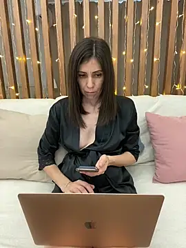 HotyWinter online show from 02.19.25