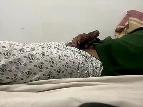 chicosexhot25 online show from 12.15.24