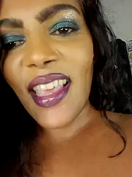 Snapshot of MySweetBitch143 chatting on 01.11.25 MySweetBitch143 online show from 01.11.25