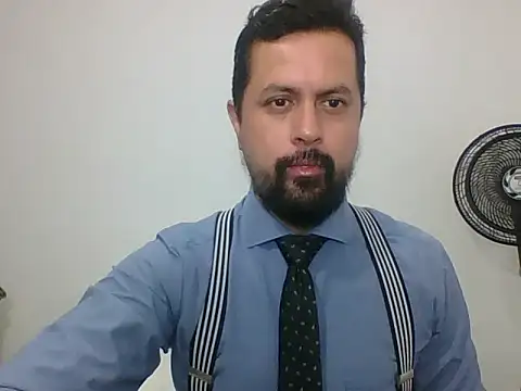 Snapshot of TRIISTAN_KING10 chatting on 12.04.24 TRIISTAN KING10 online show from 12.04.24