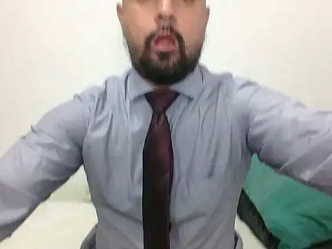 Snapshot of TRIISTAN_KING10 chatting on 12.19.24 TRIISTAN KING10 online show from 12.19.24