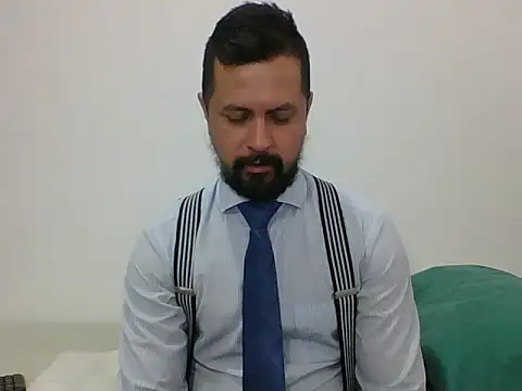 Snapshot of TRIISTAN_KING10 chatting on 01.10.25 TRIISTAN KING10 online show from 01.10.25