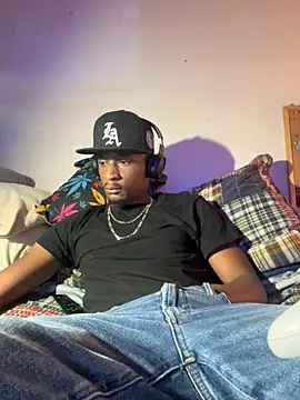 Tristris100 online show from 11.06.25