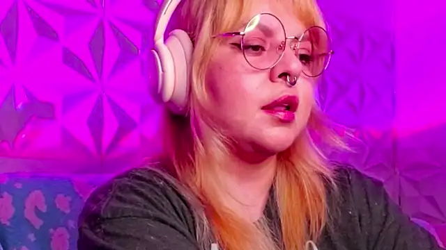 Satyn doll online show from 10.02.25