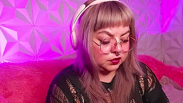 Satyn doll online show from 11.13.25