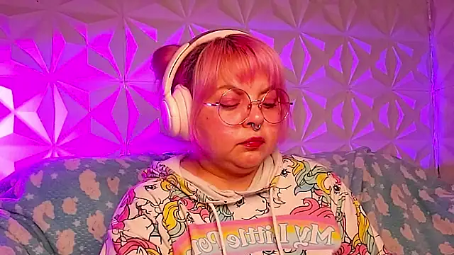 Satyn doll online show from 02.19.26