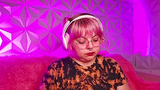 Satyn doll online show from 02.21.26