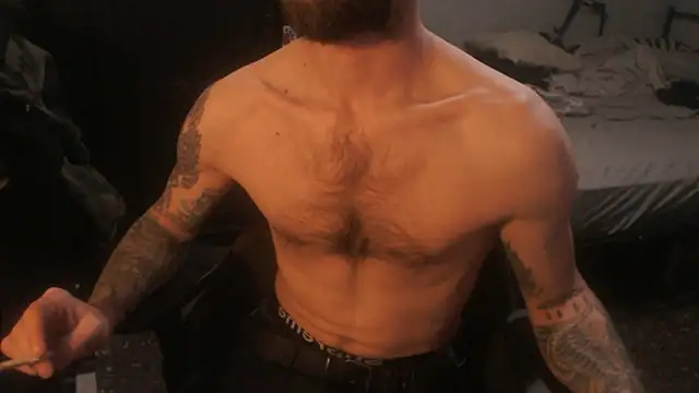 SexxxyLouis online show from 03.17.26