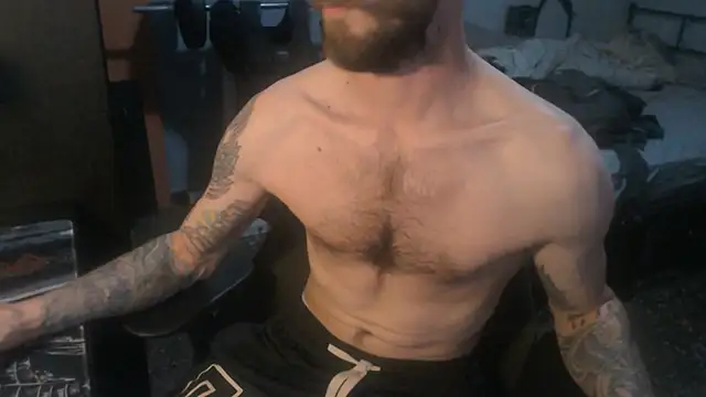 SexxxyLouis online show from 05.04.26